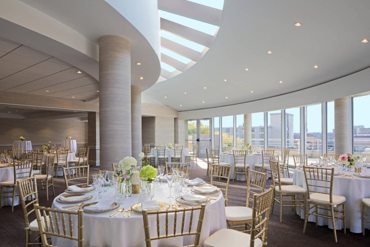 Kansas City Marriott Country Club Plaza Экстерьер фото