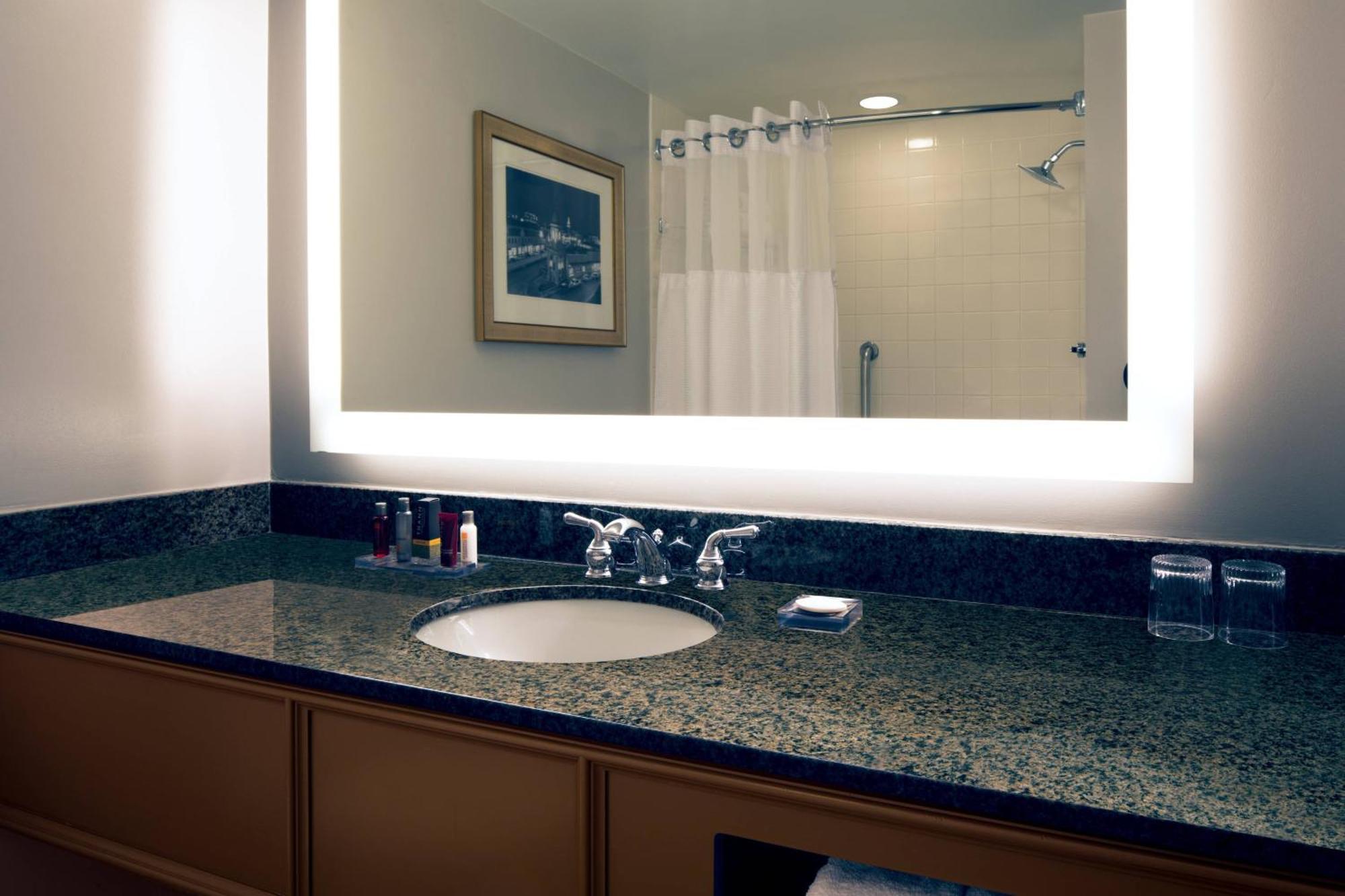 Kansas City Marriott Country Club Plaza Экстерьер фото